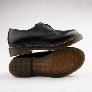 Womens Dr. Martens 1461 Casual Leather Oxford Shoe - Black (sz 8)